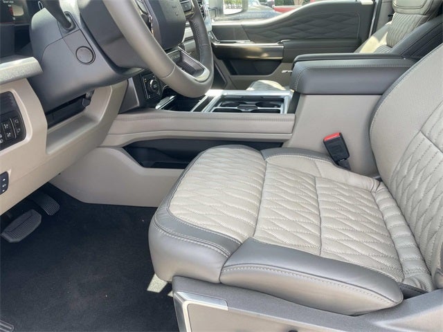 2025 Ford F-350SD Platinum