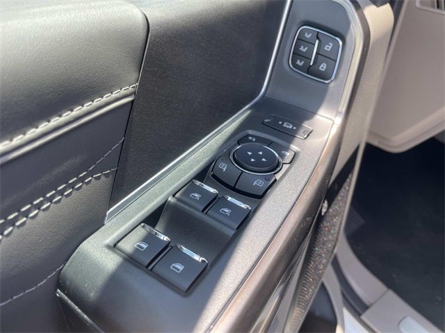 2025 Ford F-350SD Platinum