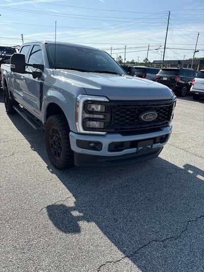 2025 Ford F-350SD Lariat