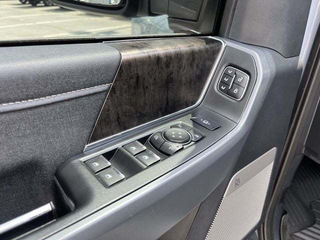 2025 Ford F-350SD Lariat