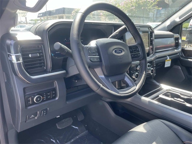 2025 Ford F-350SD Lariat