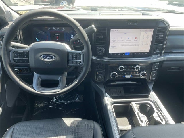 2025 Ford F-350SD Lariat