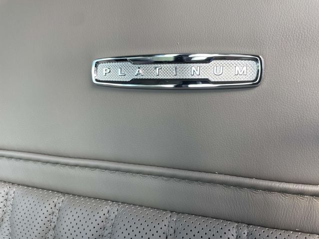 2026 Ford F-350SD Platinum DRW