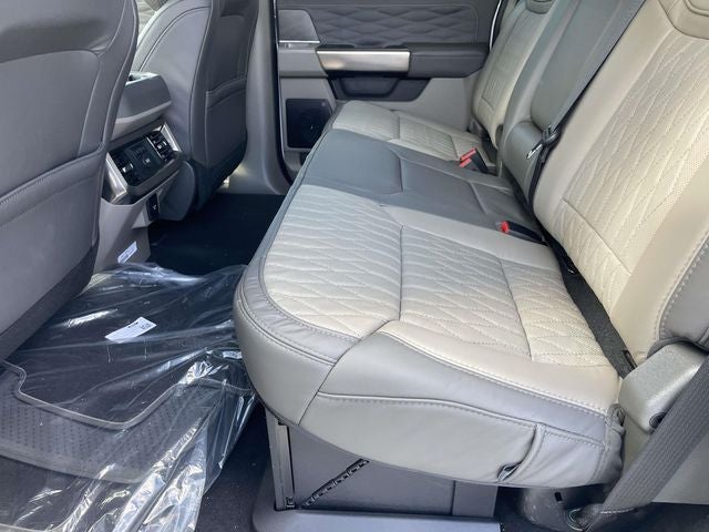 2026 Ford F-350SD Platinum DRW