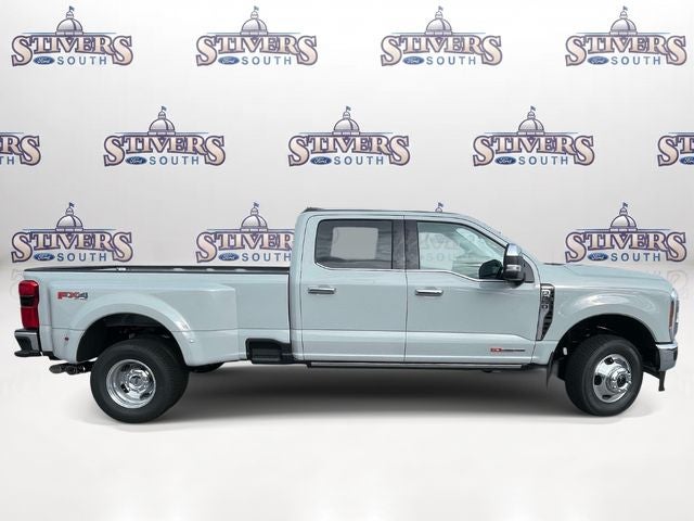2026 Ford F-350SD Lariat DRW