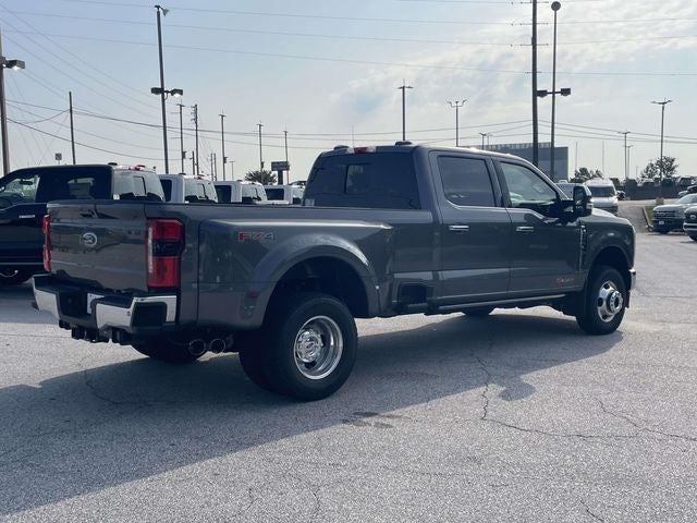 2026 Ford F-350SD Lariat DRW