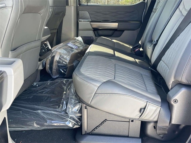 2026 Ford F-350SD Platinum DRW