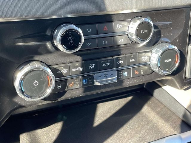 2026 Ford F-350SD Platinum DRW