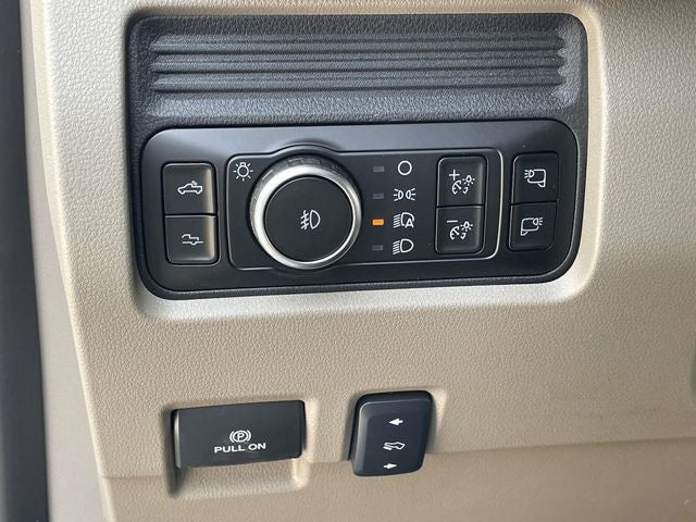 2026 Ford F-350SD Platinum DRW