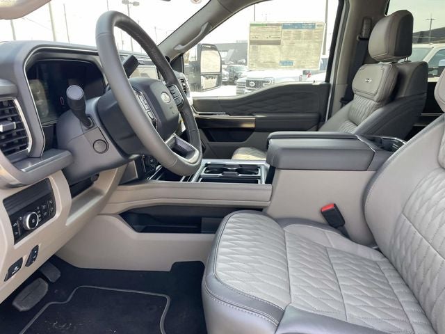 2026 Ford F-350SD Platinum DRW