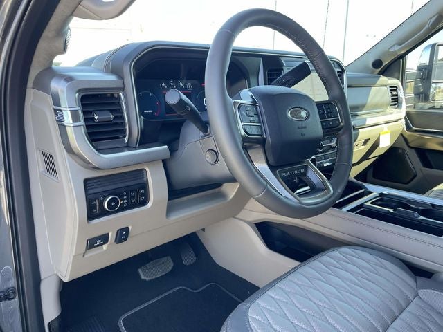 2026 Ford F-350SD Platinum DRW