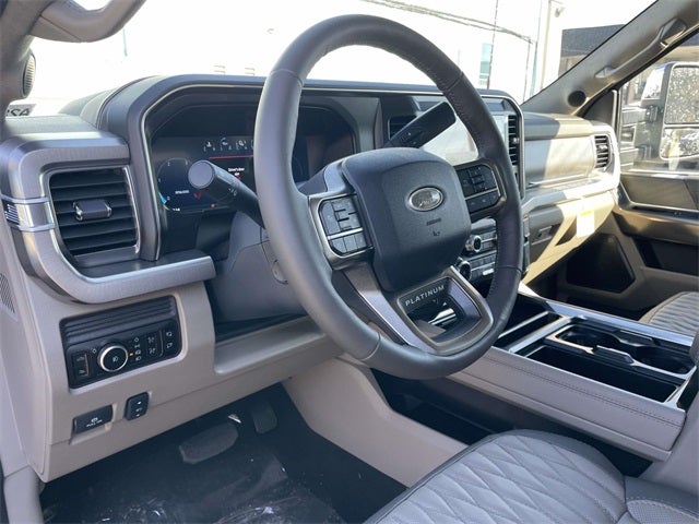2026 Ford F-350SD Platinum DRW