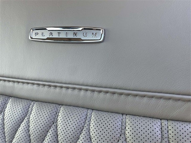 2026 Ford F-350SD Platinum DRW