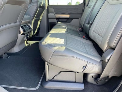 2026 Ford F-350SD Platinum DRW