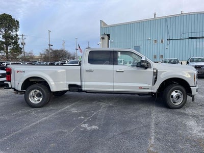 2026 Ford F-350SD Platinum DRW