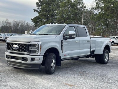 2026 Ford F-350SD Platinum DRW