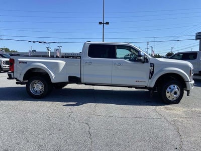 2026 Ford F-450SD Platinum DRW