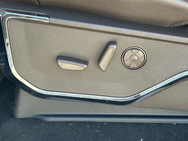 2027 Ford F-450SD King Ranch DRW