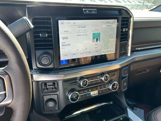 2027 Ford F-450SD King Ranch DRW