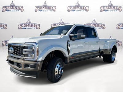 2027 Ford F-450SD King Ranch DRW