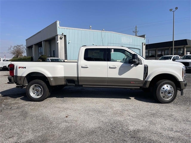 2026 Ford F-450SD King Ranch DRW