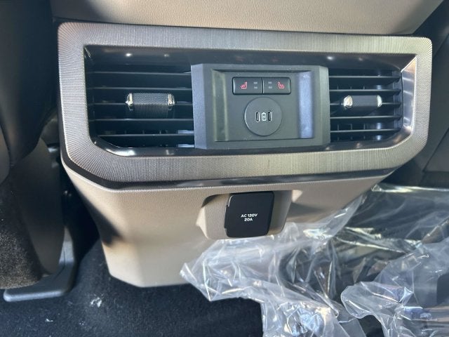 2027 Ford F-450SD Platinum DRW