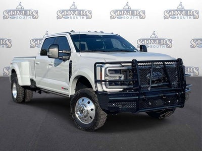2025 Ford F-450SD Platinum DRW