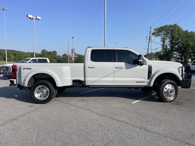 2025 Ford F-450SD Platinum DRW