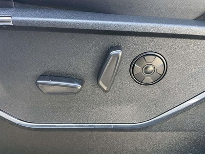 2025 Ford F-450SD Platinum DRW