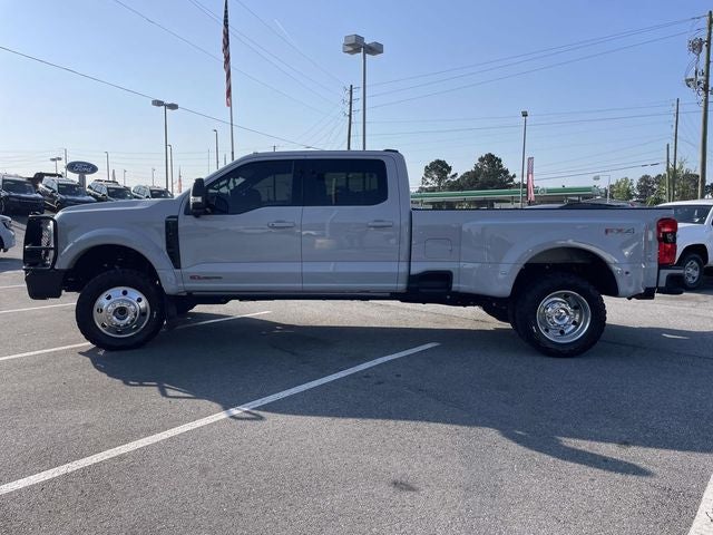 2025 Ford F-450SD Platinum DRW