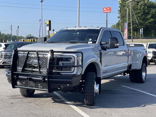 2025 Ford F-450SD Platinum DRW