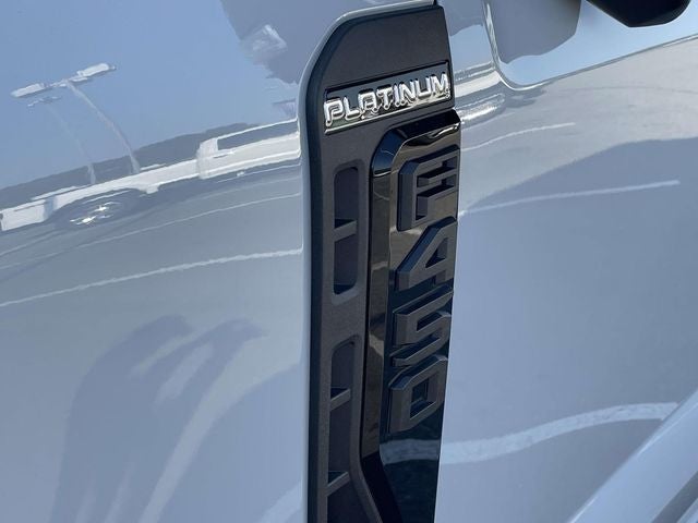 2025 Ford F-450SD Platinum DRW