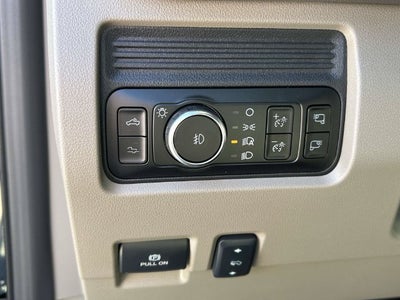 2027 Ford F-450SD Platinum DRW