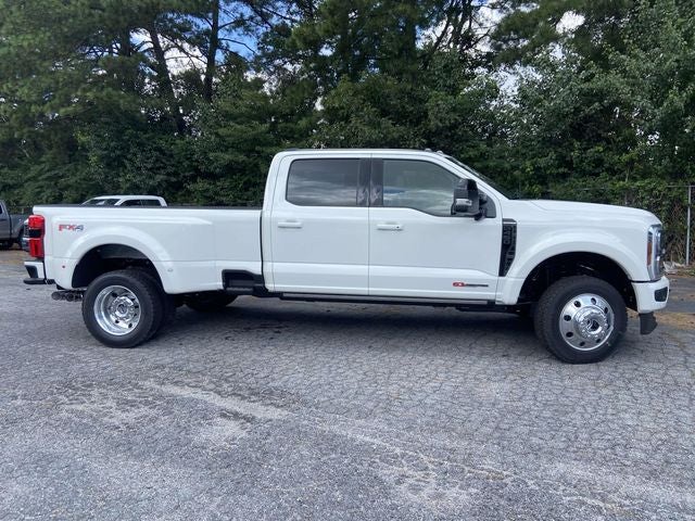 2026 Ford F-450SD Platinum DRW