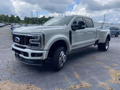 2026 Ford F-450SD Platinum DRW