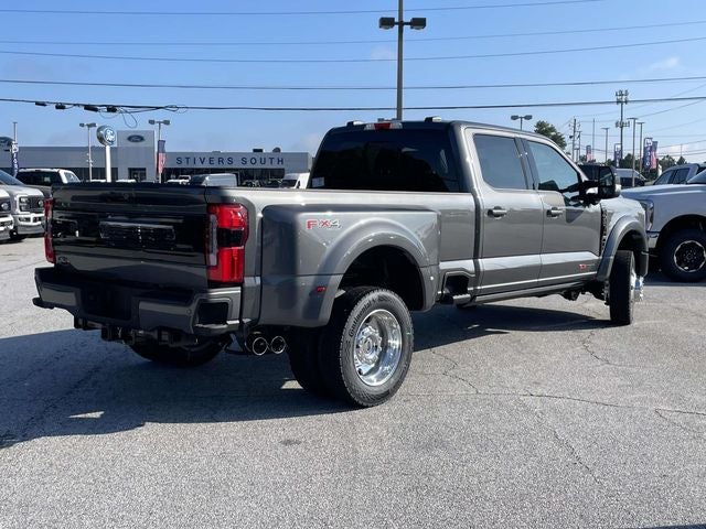 2026 Ford F-450SD Platinum DRW