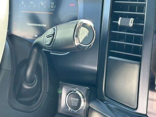 2027 Ford F-450SD Lariat DRW
