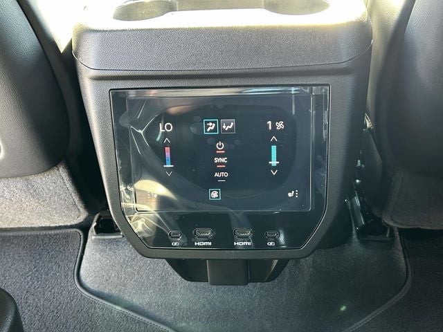 2025 GMC Yukon AT4 Ultimate