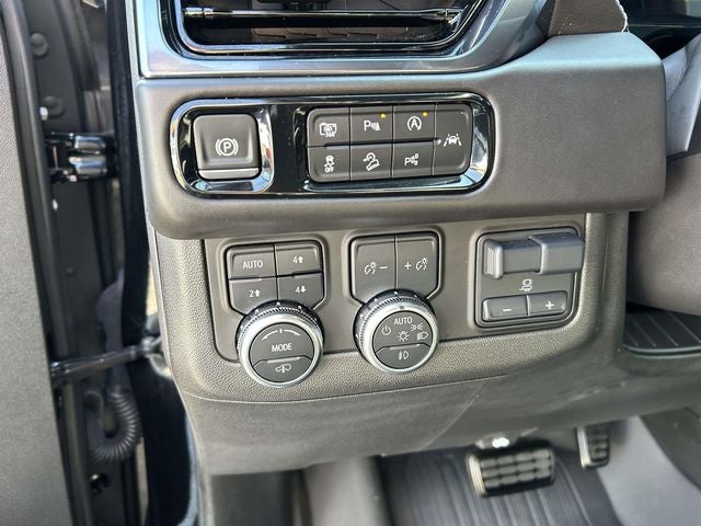 2025 GMC Yukon AT4 Ultimate