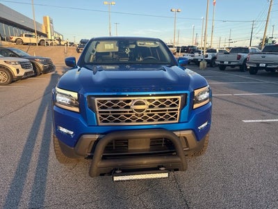 2024 Nissan Frontier SL