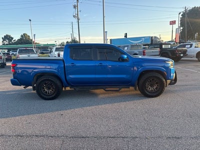 2024 Nissan Frontier SL
