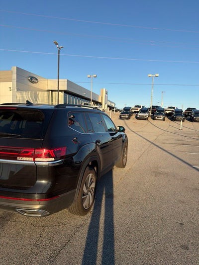 2025 Volkswagen Atlas 2.0T SE w/Technology