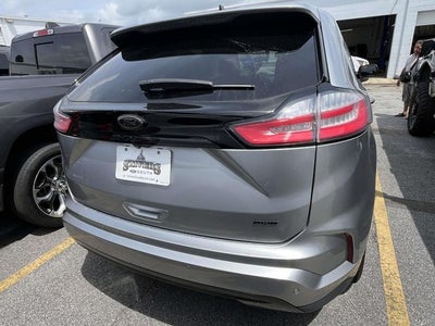 2023 Ford Edge SE