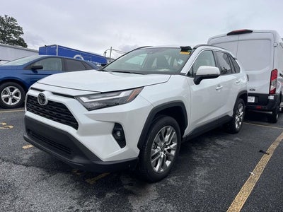 2025 Toyota RAV4 XLE Premium