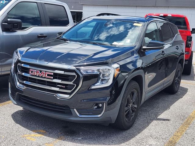 2022 GMC Terrain AT4