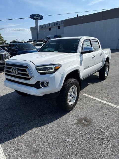 2022 Toyota Tacoma Limited V6