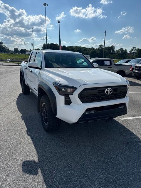 2024 Toyota Tacoma Hybrid TRD Off Road