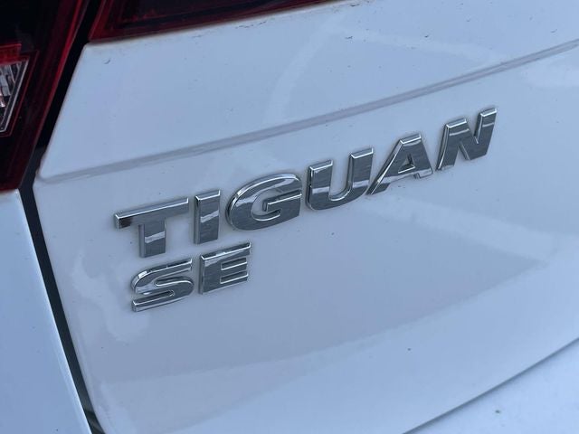 2021 Volkswagen Tiguan 2.0T SE R-Line Black