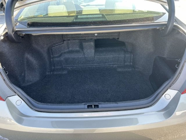 2016 Toyota Camry Hybrid LE