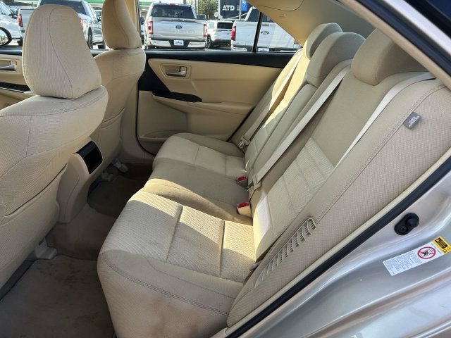 2016 Toyota Camry Hybrid LE